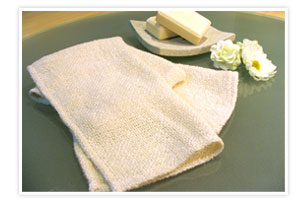 石鹸不要の絹100％タオル